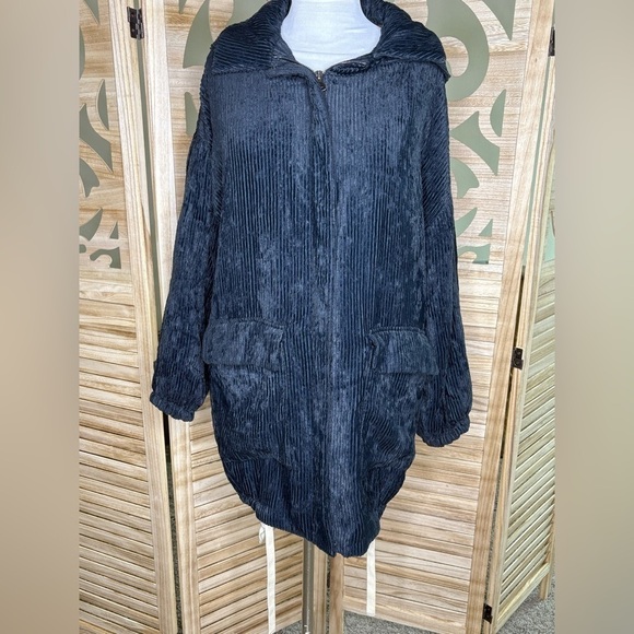 Alysi Women’s Black Coat US Size 4 - Picture 2 of 7